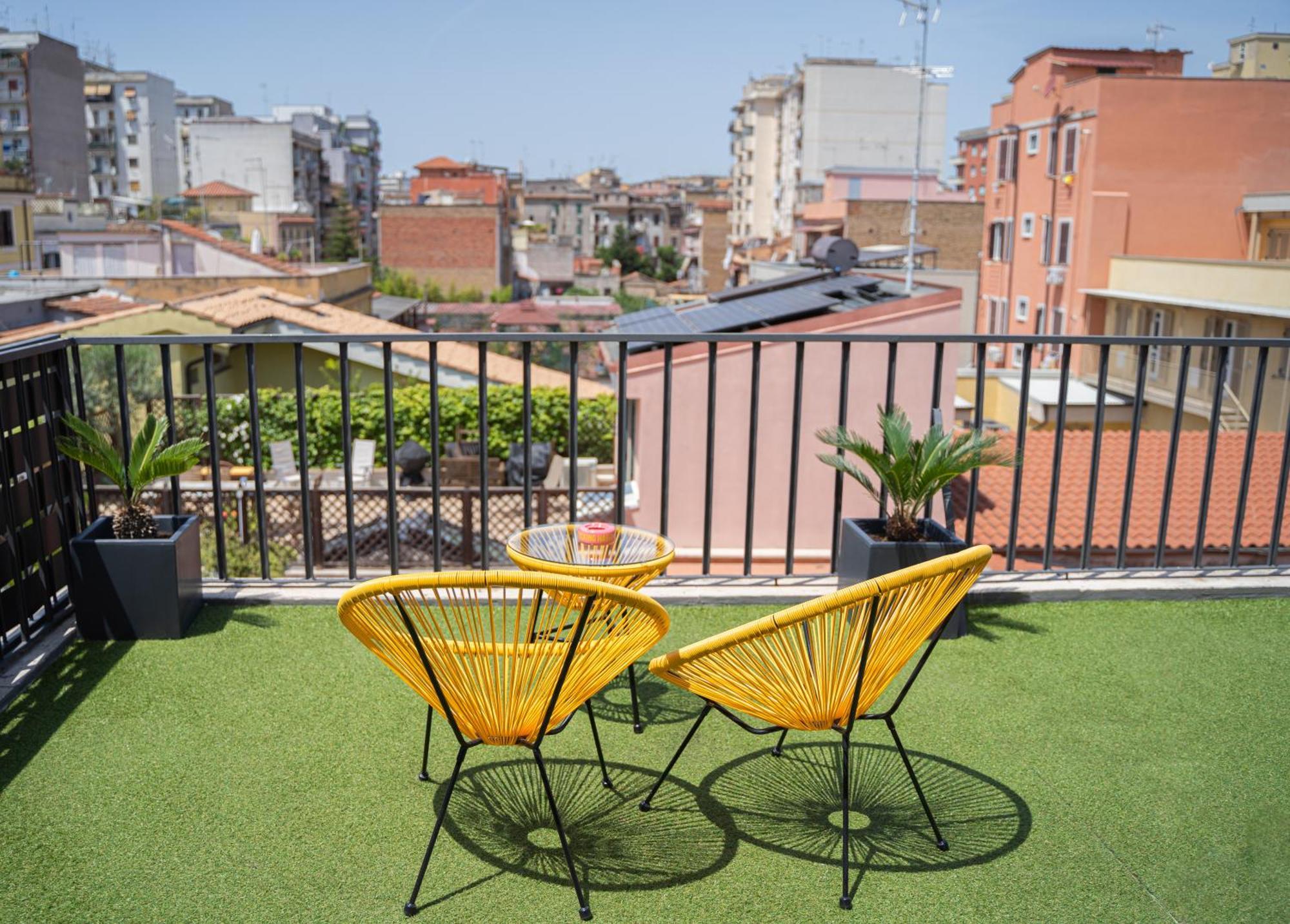 Hotel Fanfullart Roma Esterno foto